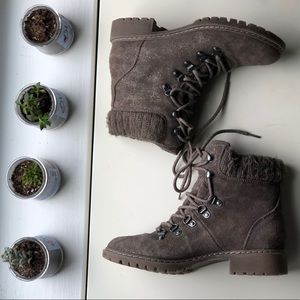 Cute gold speckled brown boots